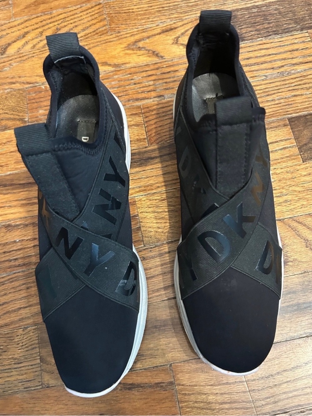 DKNY Black Slip-On Sneakers Size 7.5 Logo Strap